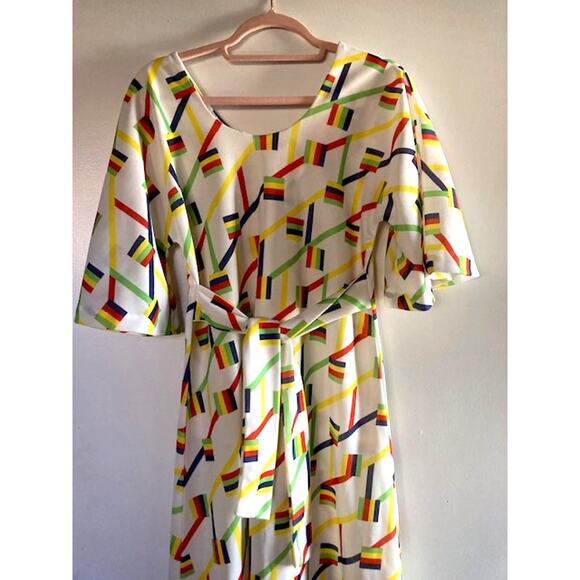 Vintage Yellow Geometric MAXI Dress w/ Attached Belt - M-L - Picture 2 of 8